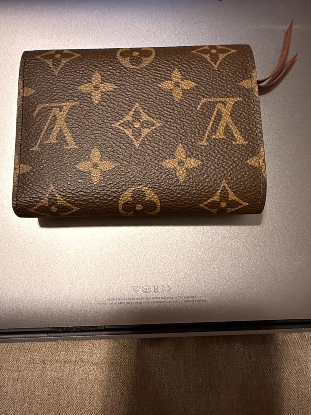 🤎Louis Vuitton Monogram Victorine Wallet🤎 - Picture 4 of 17